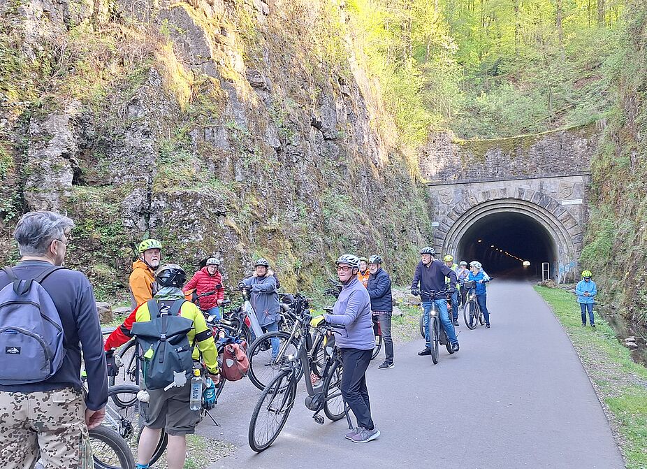Am Nordportal des Schwelmer Tunnels Am Nordportal des Schwelmer Tunnels