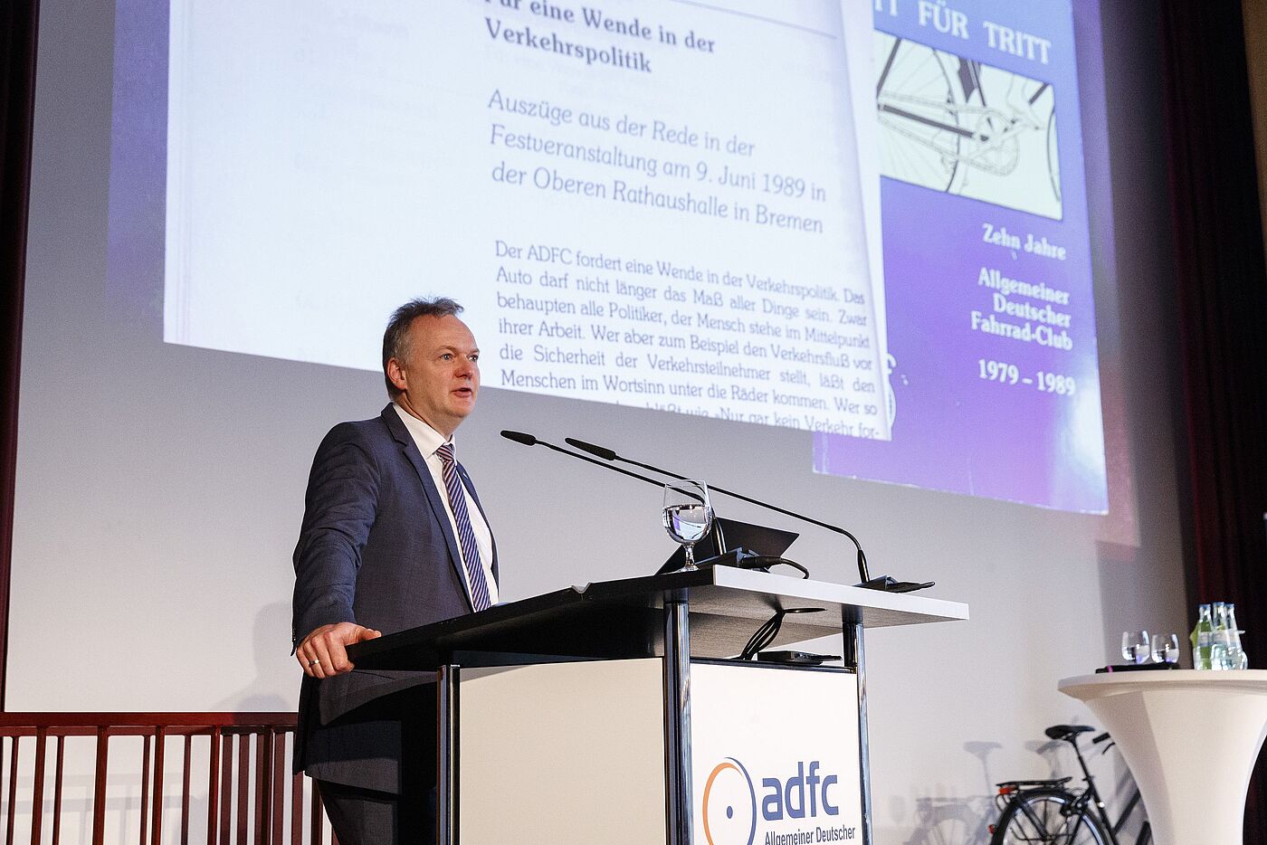 ADFC-Bundesgeschäftsführer Burkhard Stork belegt seinen Satz: "Die Verkehrswende steckt in den Genen des ADFC."