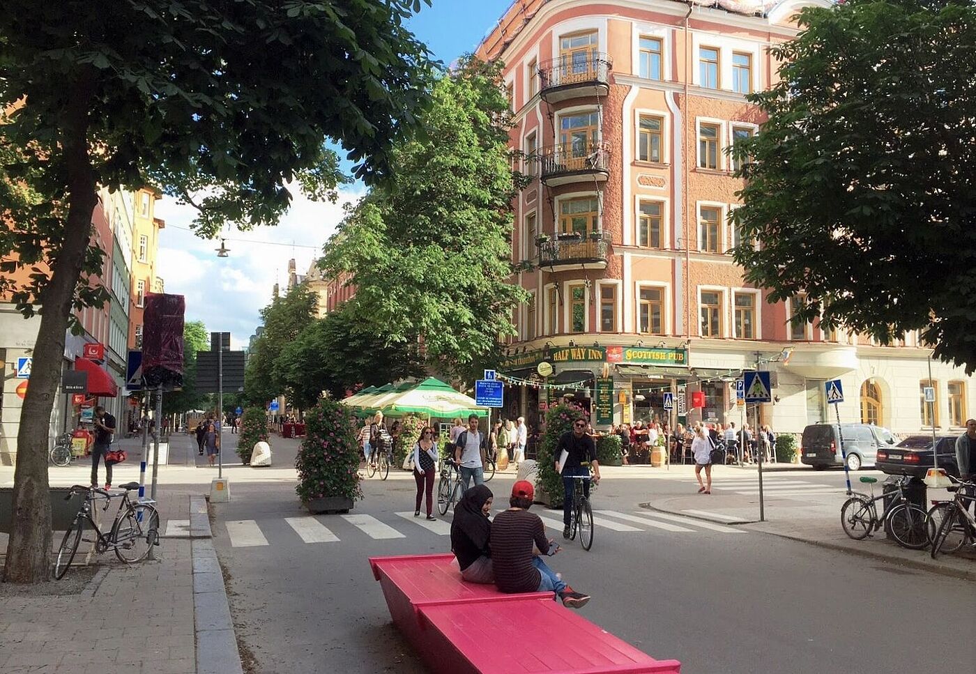 Viele Straßen in Stockholmer Stadtzentrum werden im Sommer autofrei